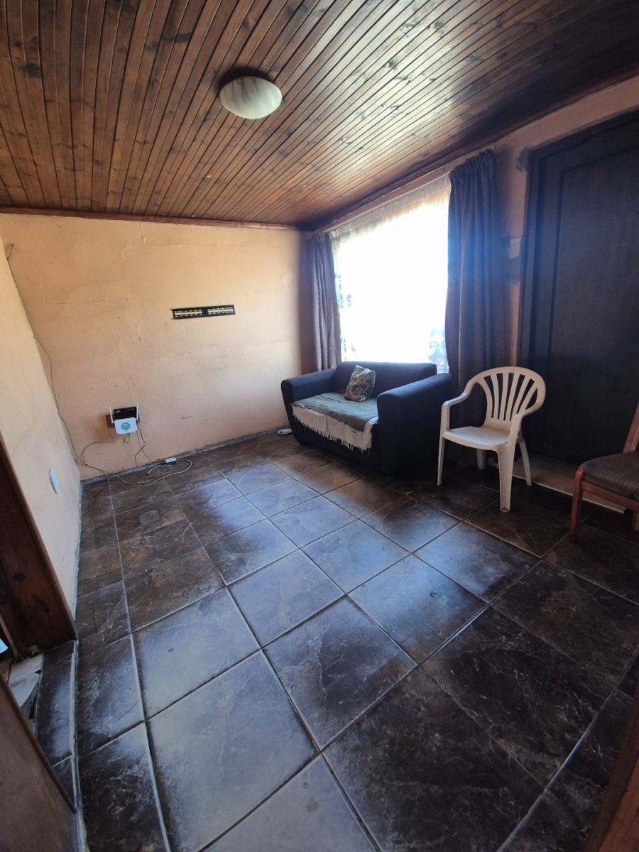 2 Bedroom Property for Sale in Kwazakhele Eastern Cape